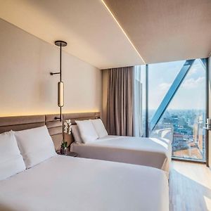 Superior King Suite